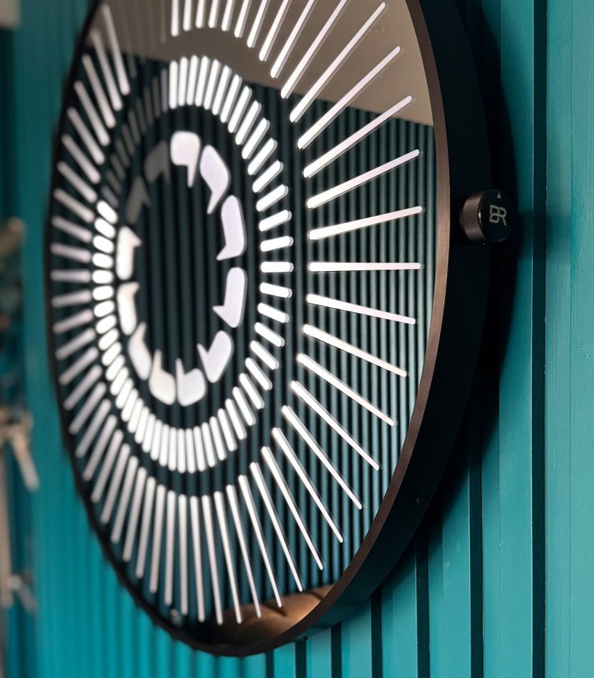 Tempus Obsidian timepieces by Ben Rousseau