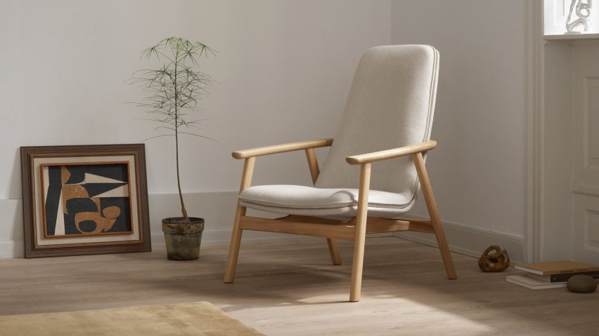Uku lounge chair by Simon Pengelly for Allermuir