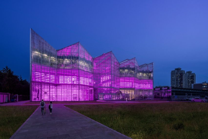 Vertical Farm Beijing by Van Bergen Kolpa Architecten