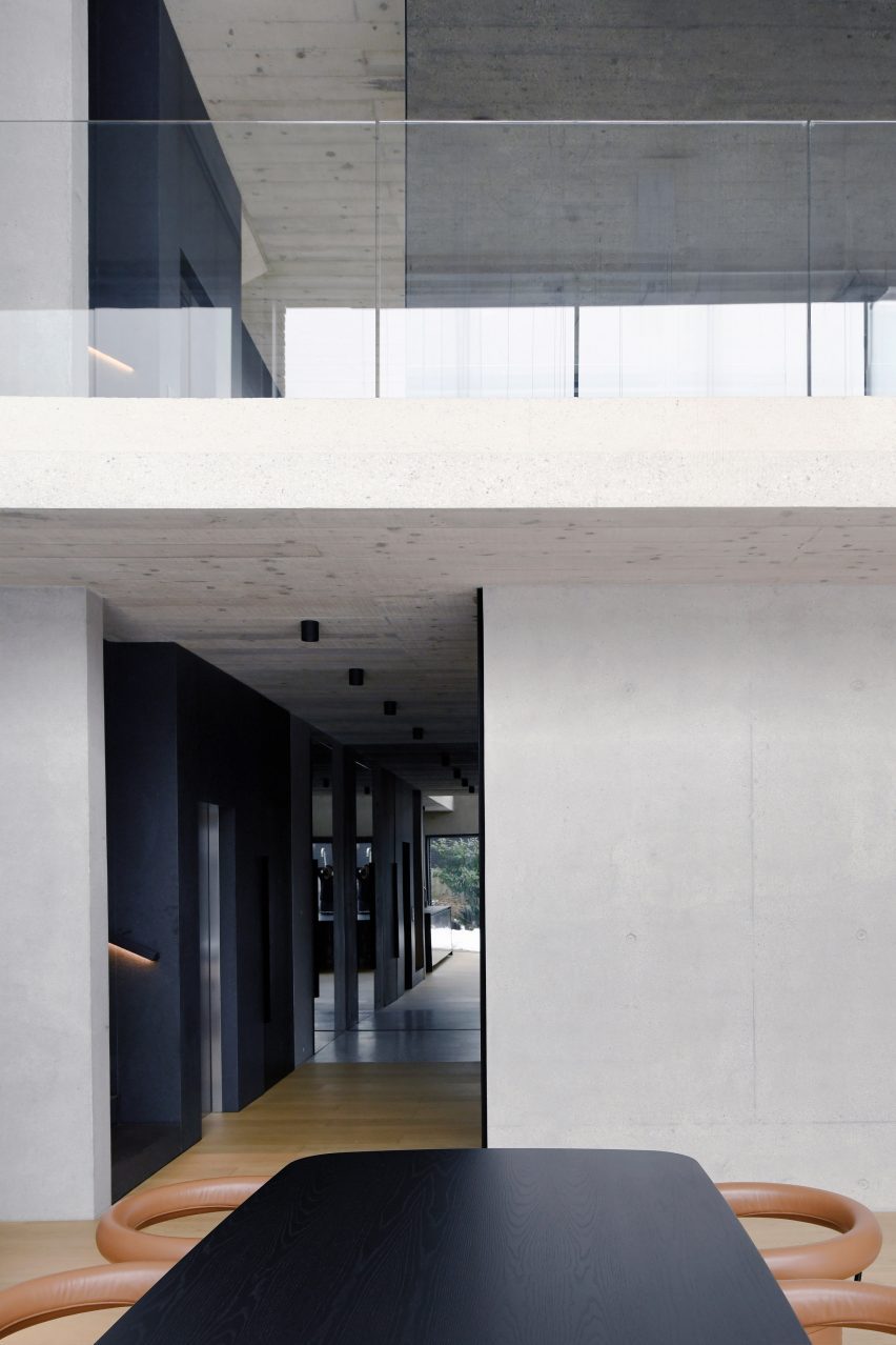 Villa Eternal Way by OFIS Architekti