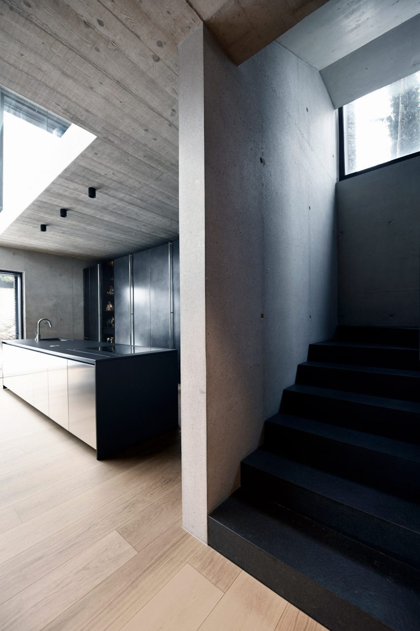 Villa Eternal Way by OFIS Architekti