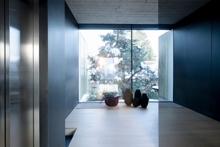 Villa Eternal Way by OFIS Architekti