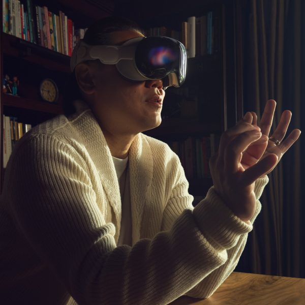 Vision Pro a “new era of computing” says Apple design head following D&AD Awards win