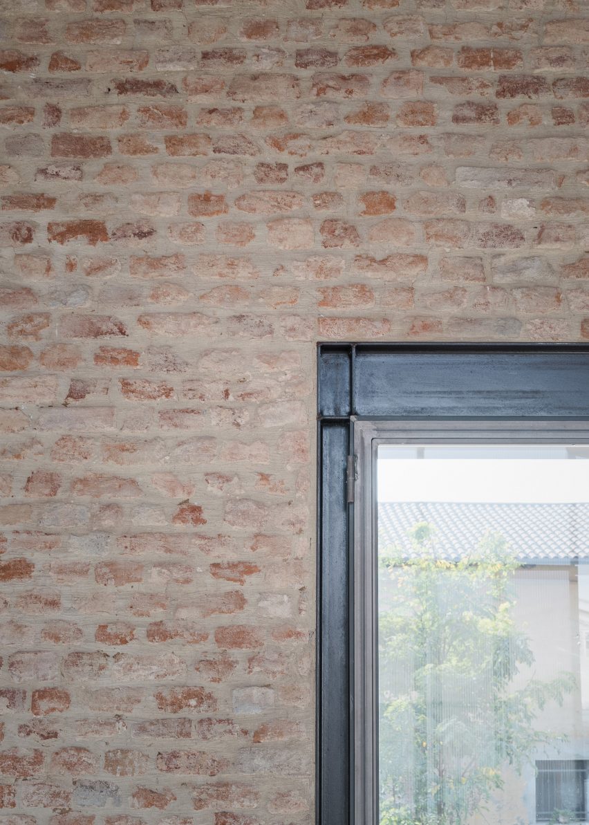 We Rural guesthouse by Archisbang