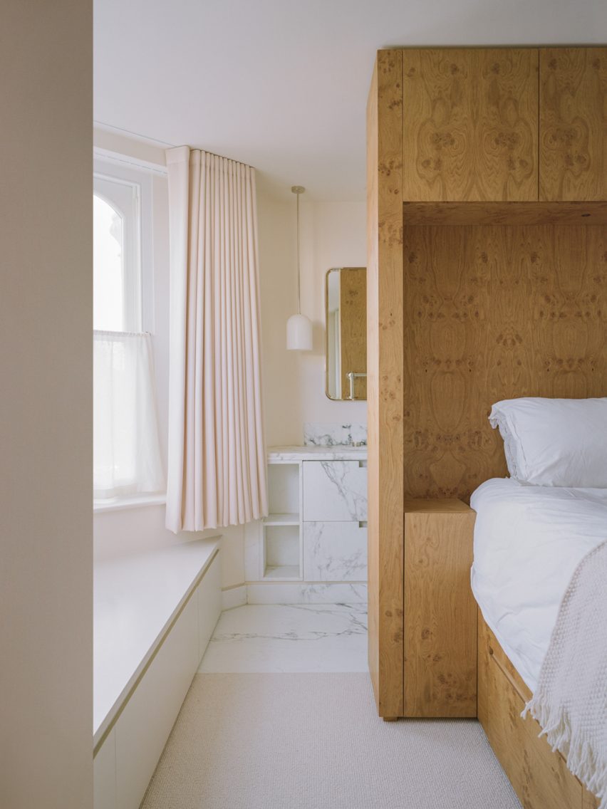 Modernised London house by Will Gamble Architects