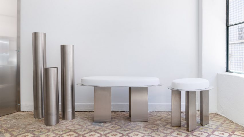 Photo of metal furniture by Thayra Correia