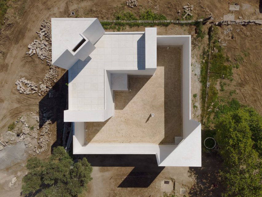 Monastery of Leça de Balio extension by Álvaro Siza