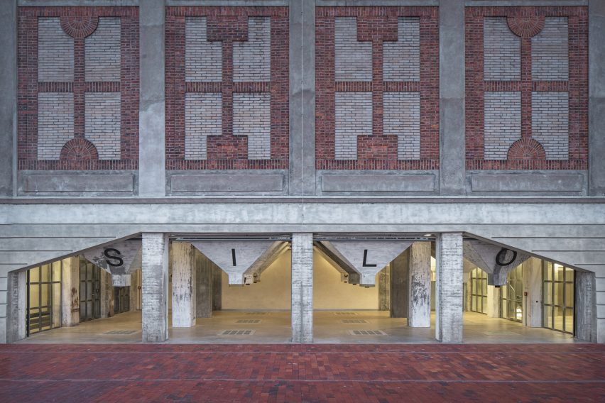 Automatic Mills by Prokš Přikryl Architekti