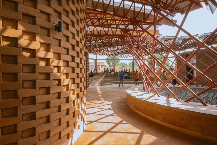 Bidi Bidi Performing Arts Centre by Hassell and LocalWorks
