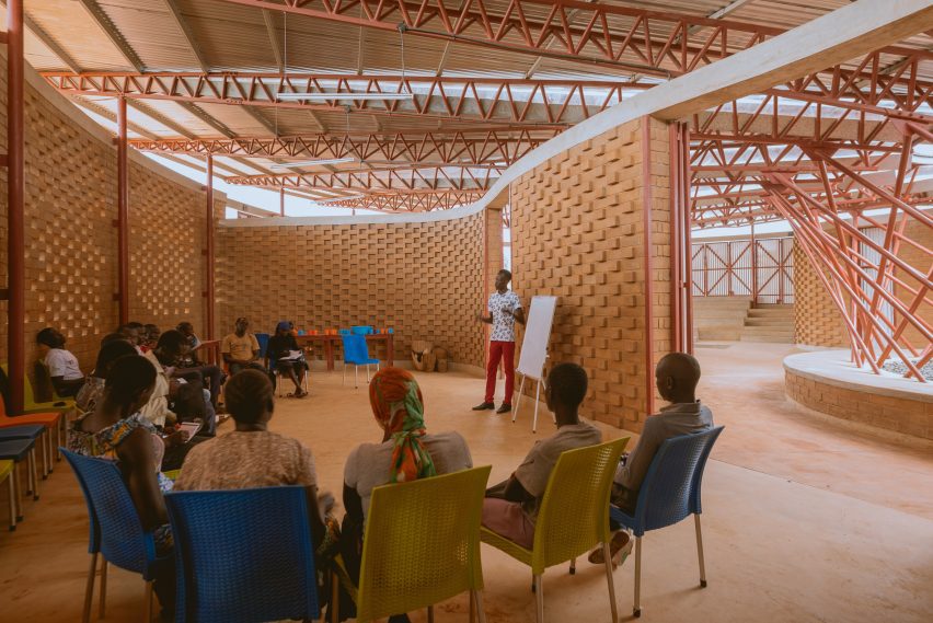Bidi Bidi Performing Arts Centre by Hassell and LocalWorks