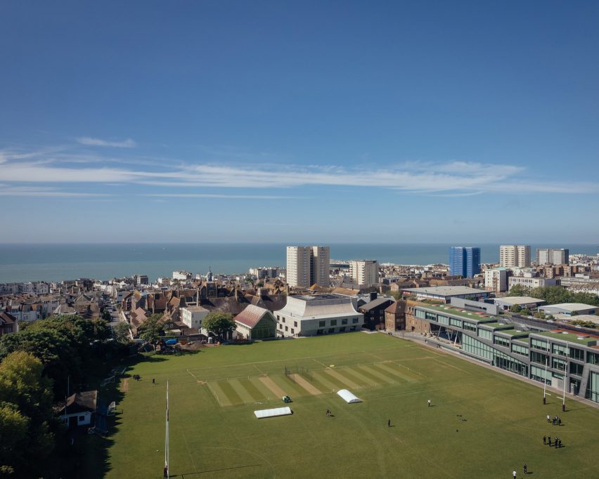 Brighton College performing arts centre by Krft
