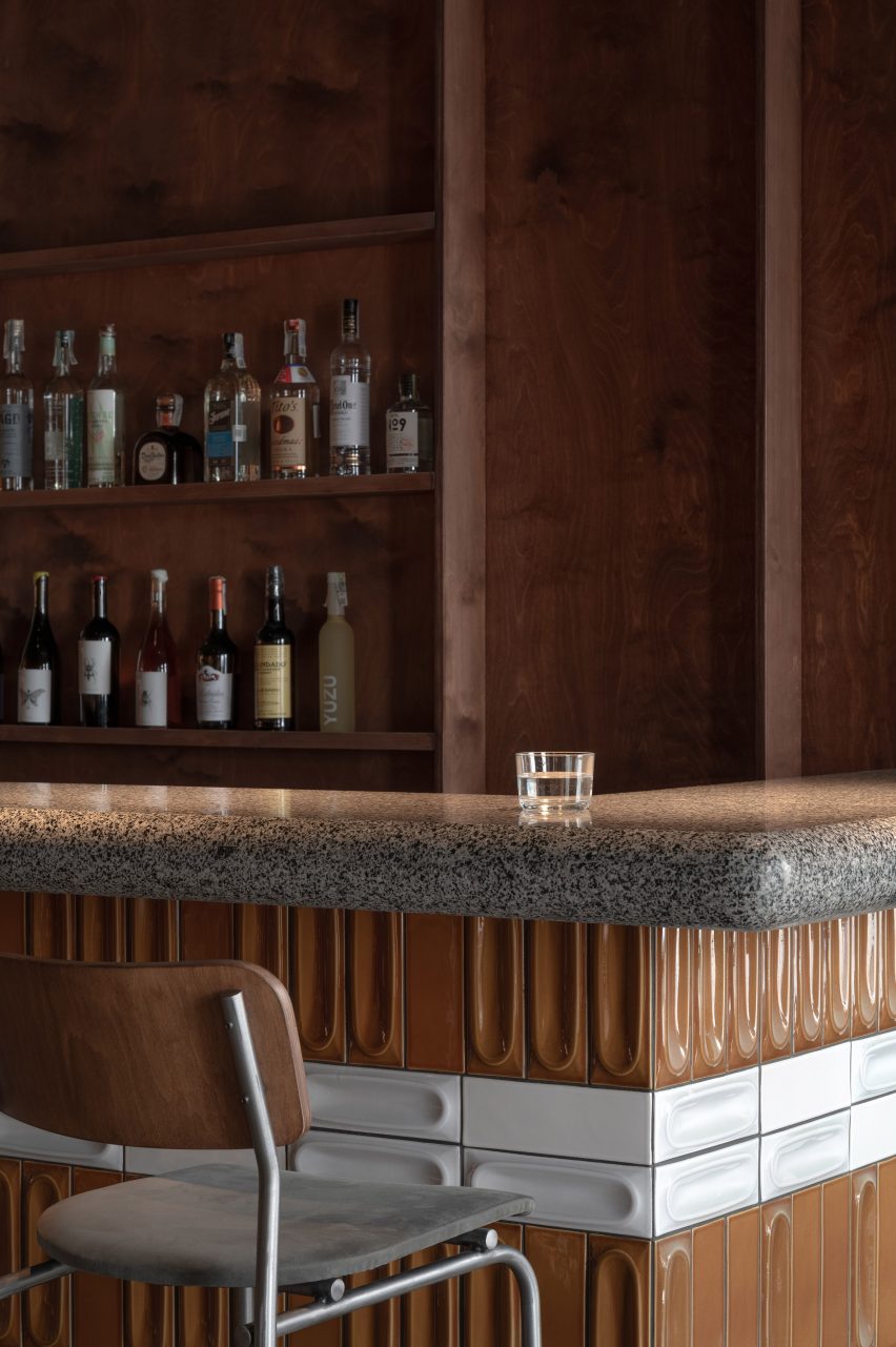 Bursa Bar by Mirzoyan Studio