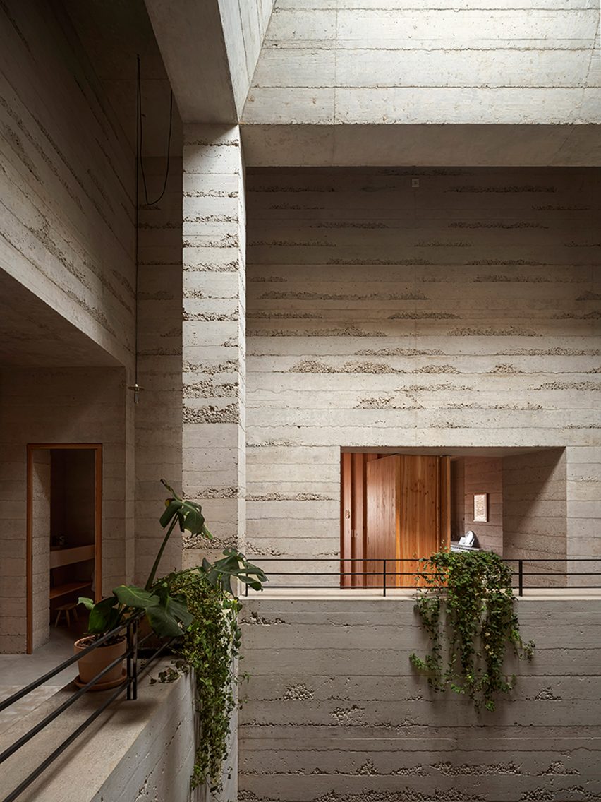 Casa 1736 by H Arquitectes