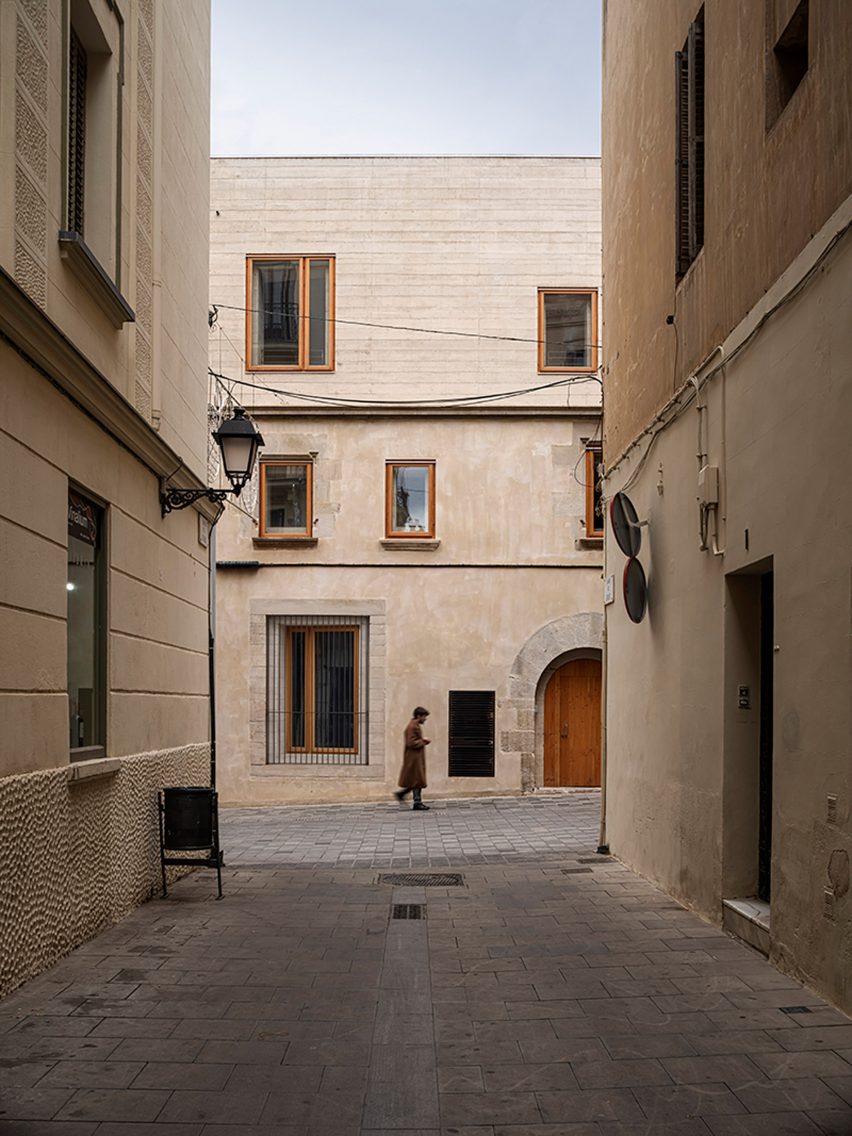 Casa 1736 by H Arquitectes