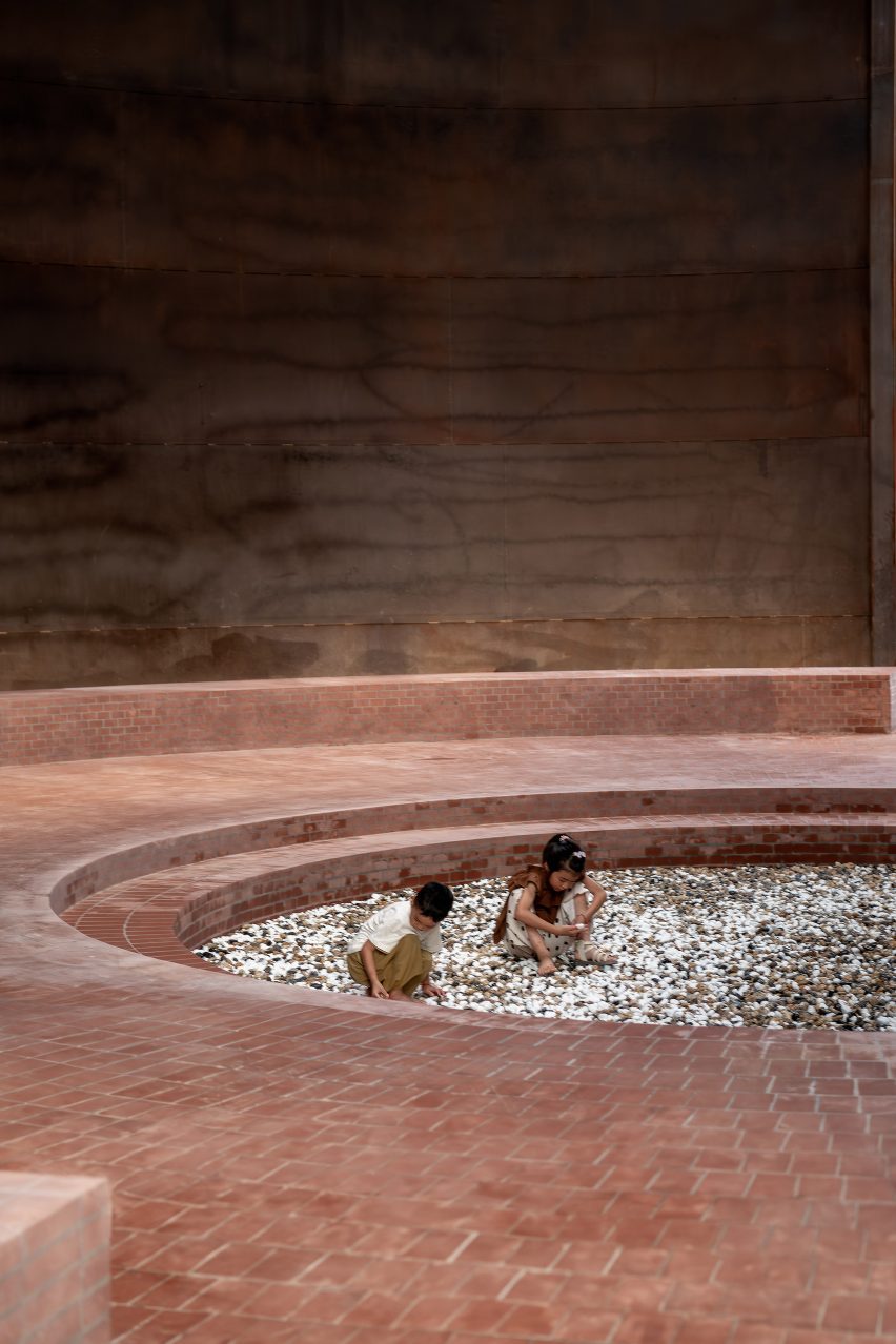 Cotton Park by AIM Architecture