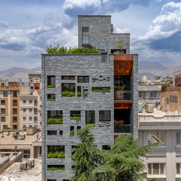 Darya Residential Apartment by Hooba Design