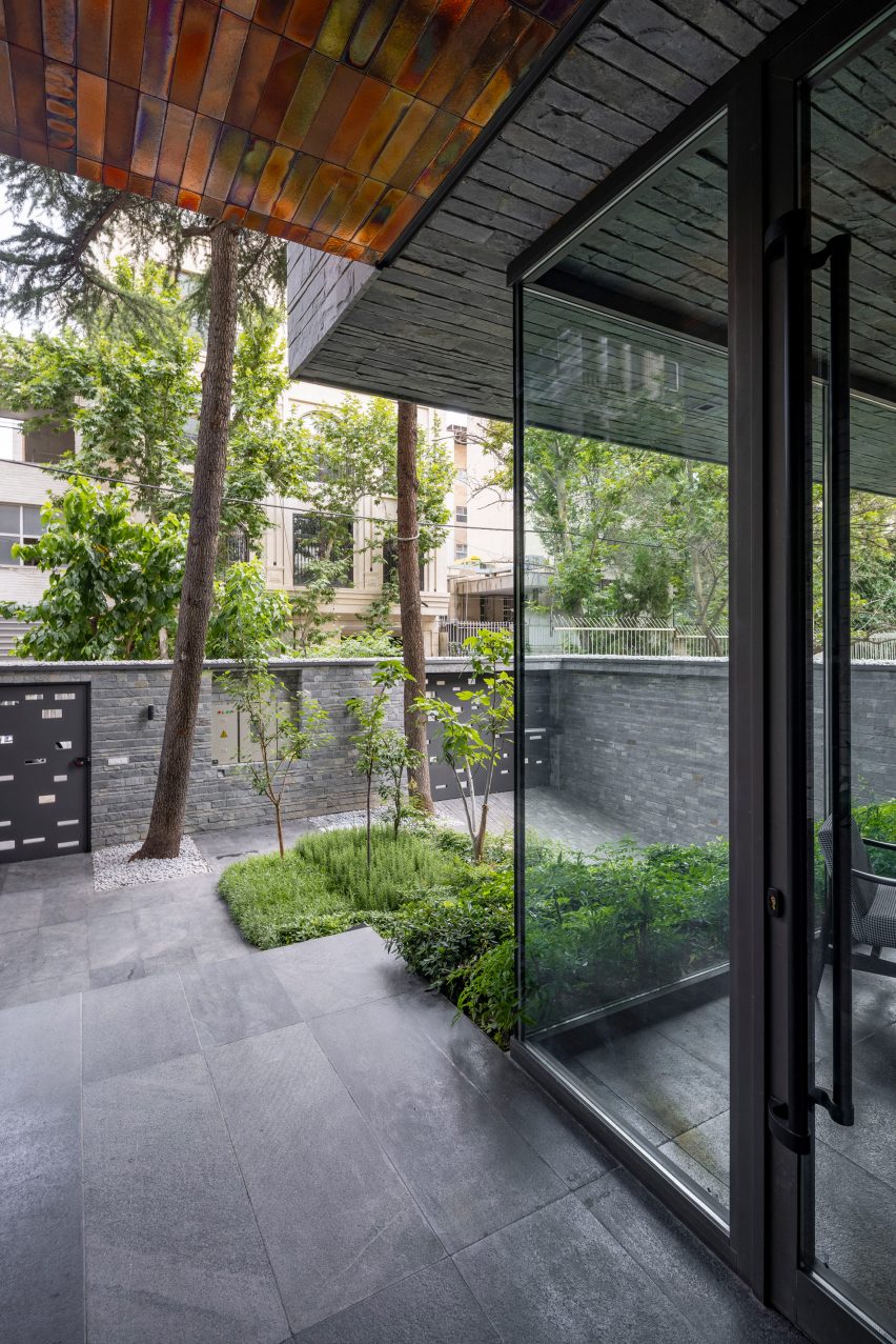Darya Residential Apartment by Hooba Design