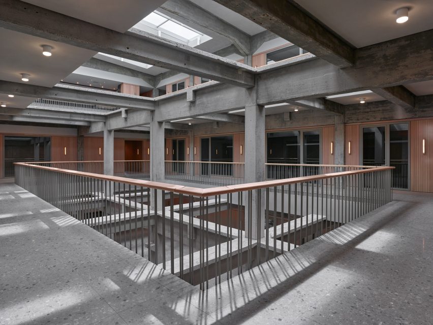 Den Helder City Hall by Office Winhov
