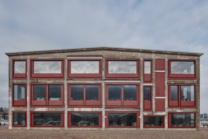 Den Helder City Hall by Office Winhov