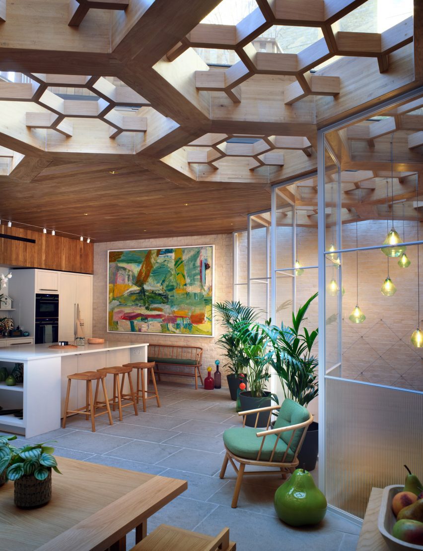 Fitzrovia office by SPPARC