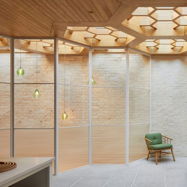 Fitzrovia office by SPPARC