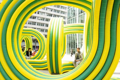 Squiggle pavilion by NEON