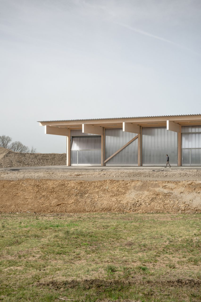 Halle S 46 by Aretz Dürr Architektur
