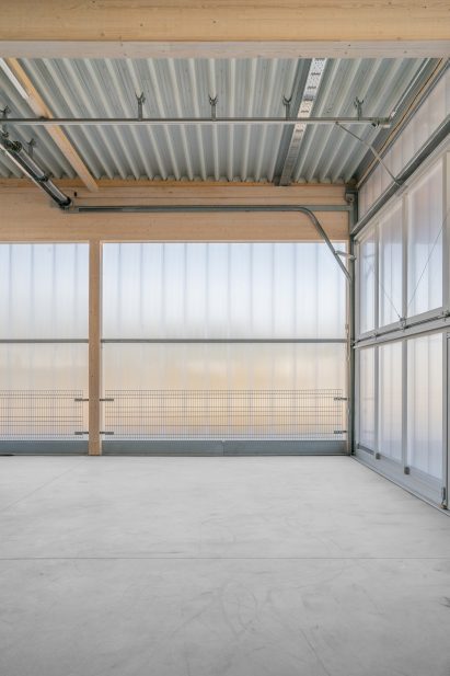 Interior of Halle S 46 by Aretz Dürr Architektur