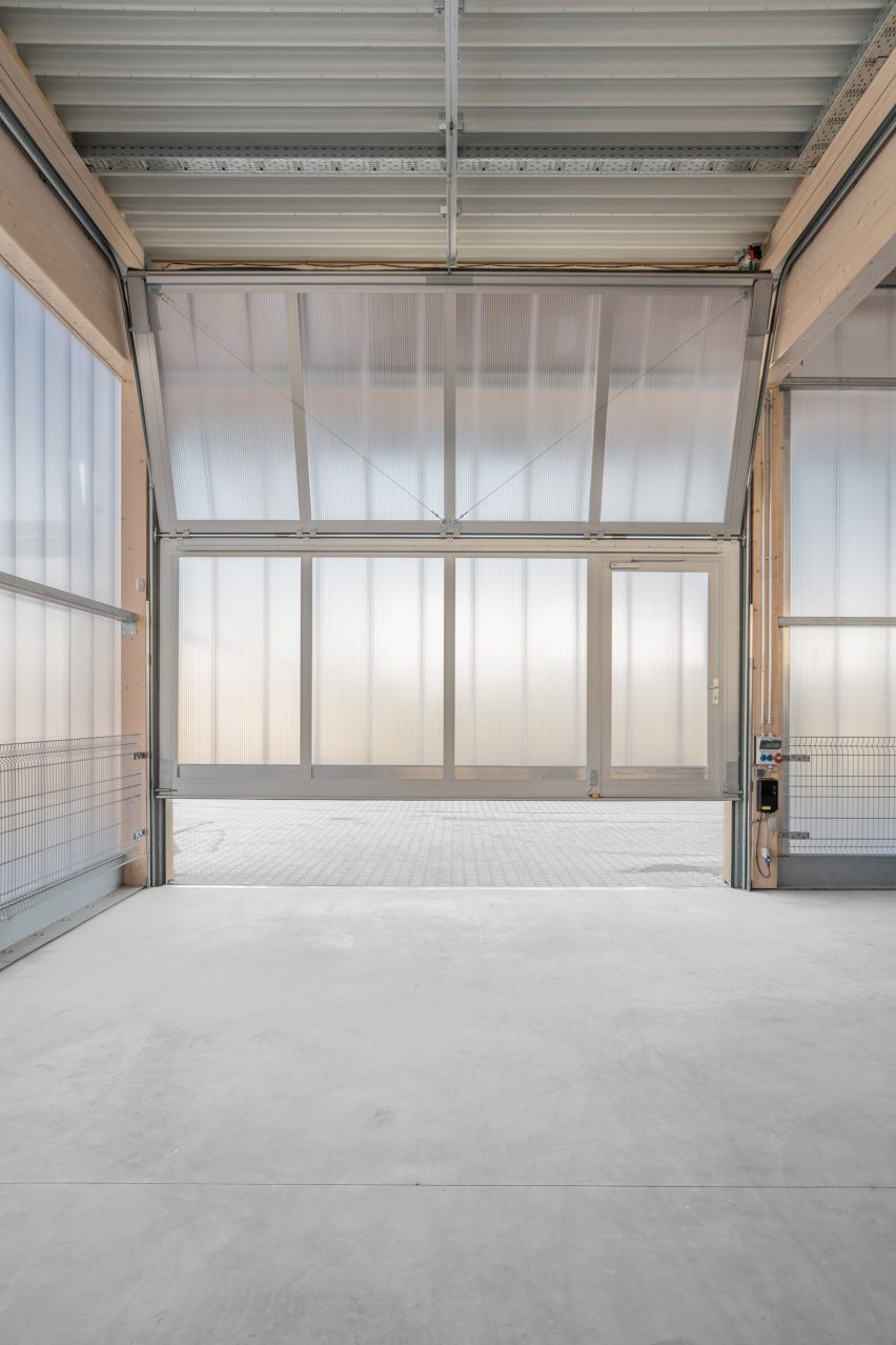 Halle S 46 by Aretz Dürr Architektur