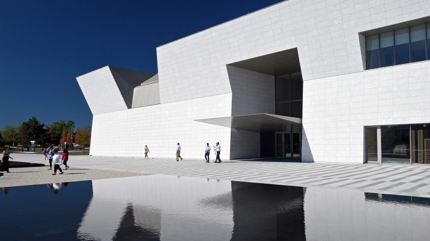 Aga Khan Museum by Maki and Associates