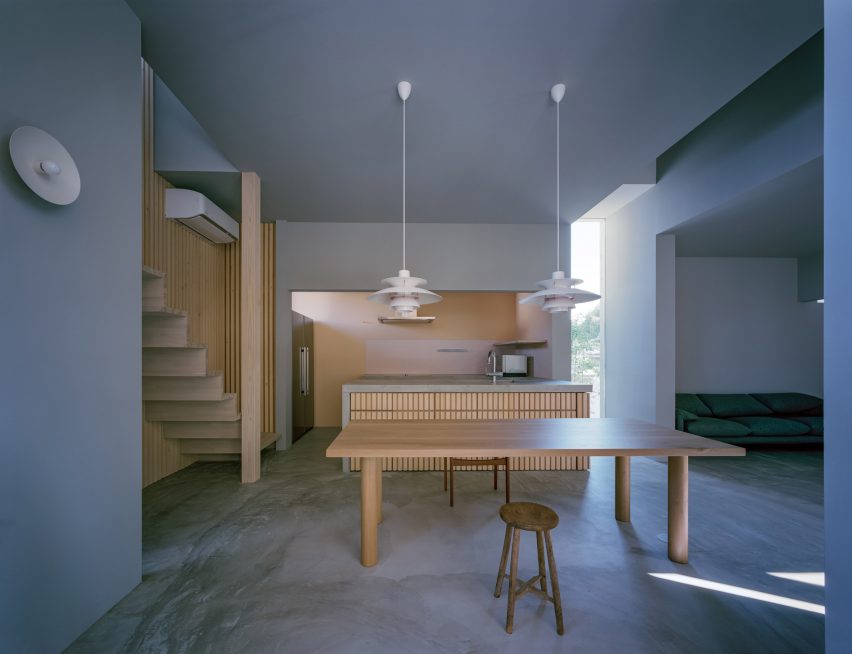 House in Tsurumi-ku by FujiwaraMuro Architects
