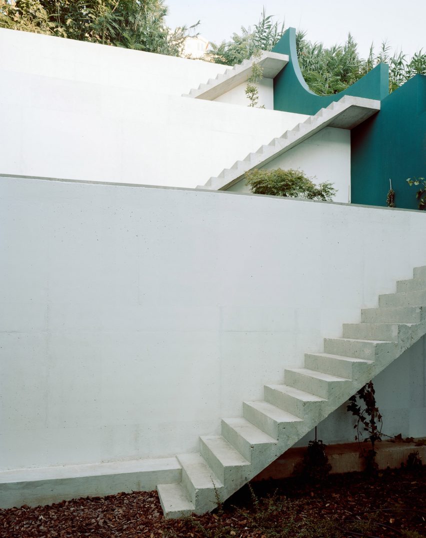 House of Countless Windows by Fala Atelier