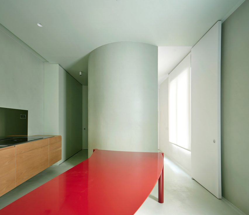 Madrid apartment by Lucas y Hernandez Gil