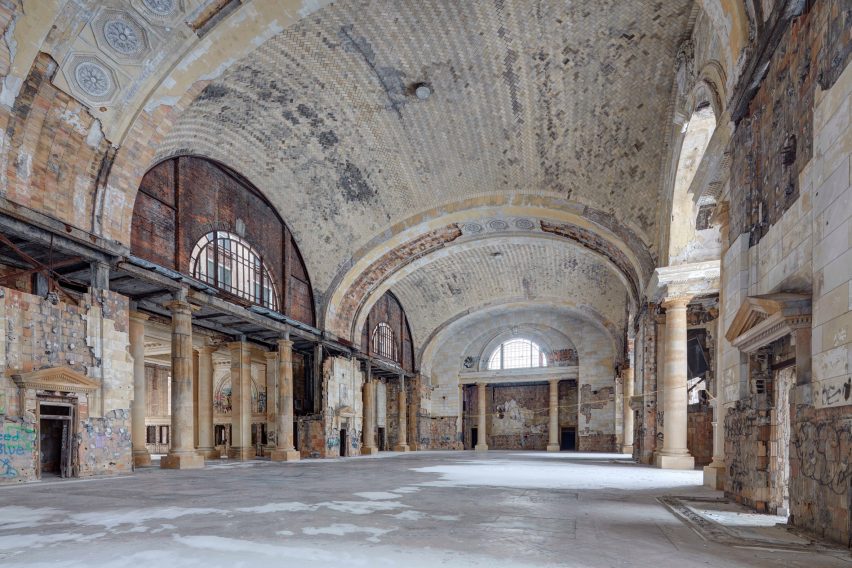 Grand Hall of train station