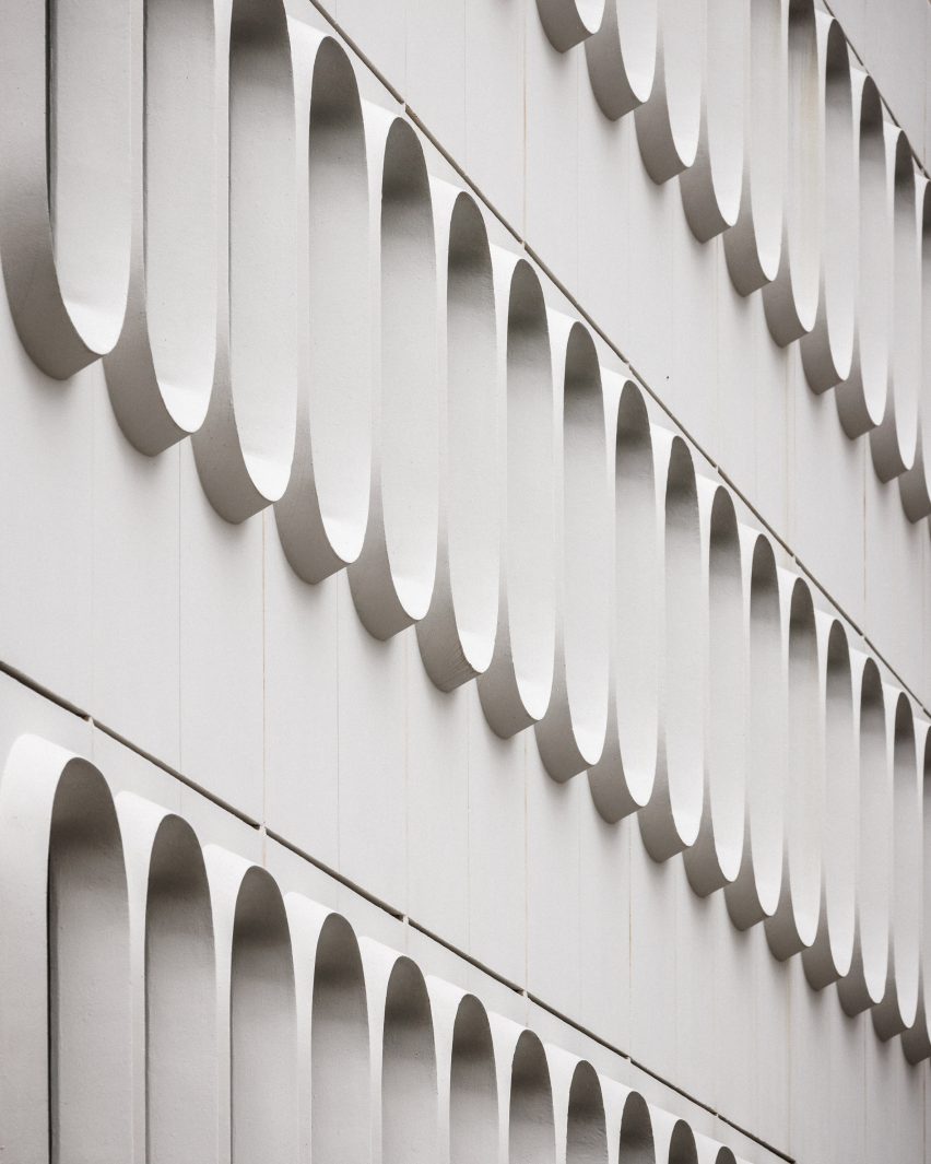 Pong by Calq and Bond Society
