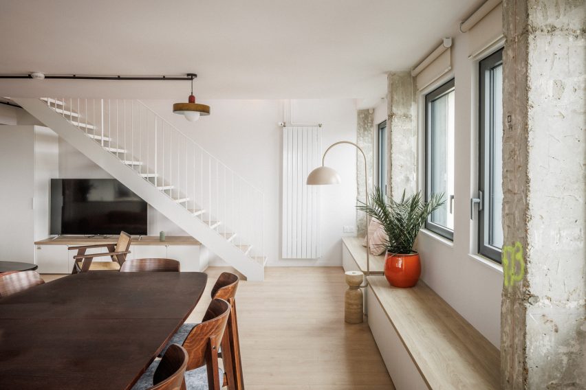 Pong by Calq and Bond Society