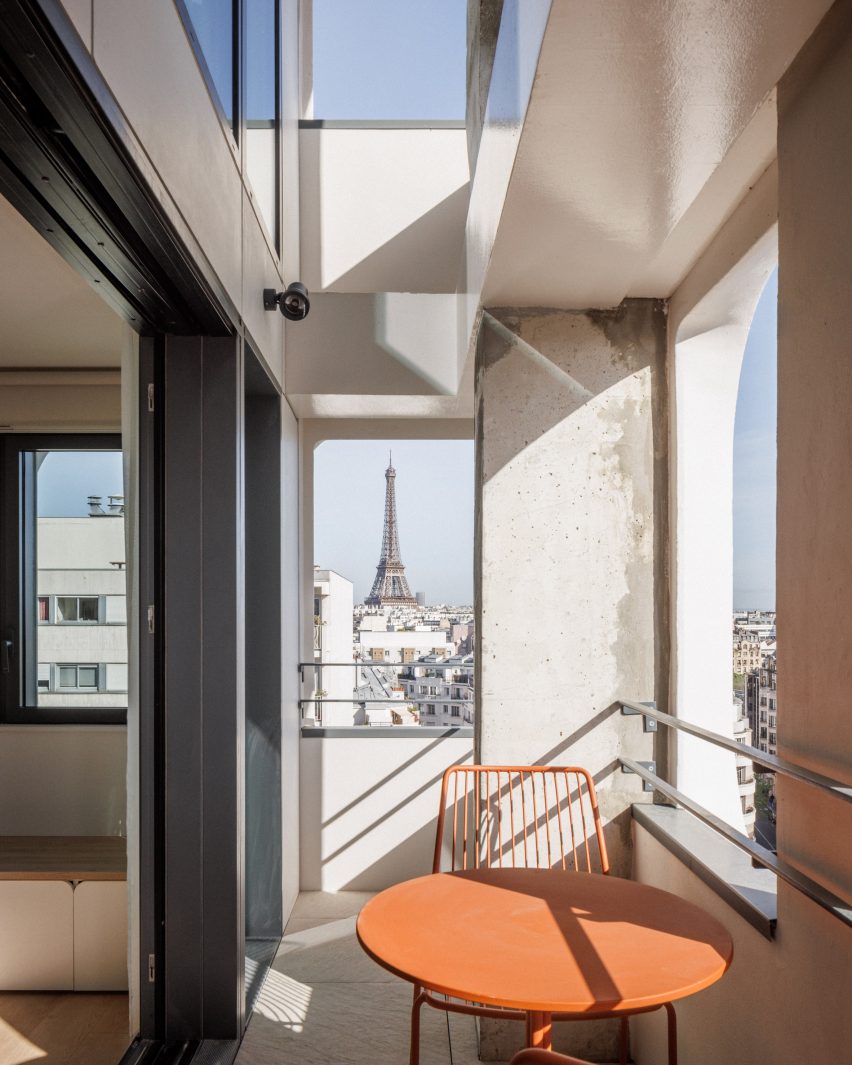 Pong by Calq and Bond Society