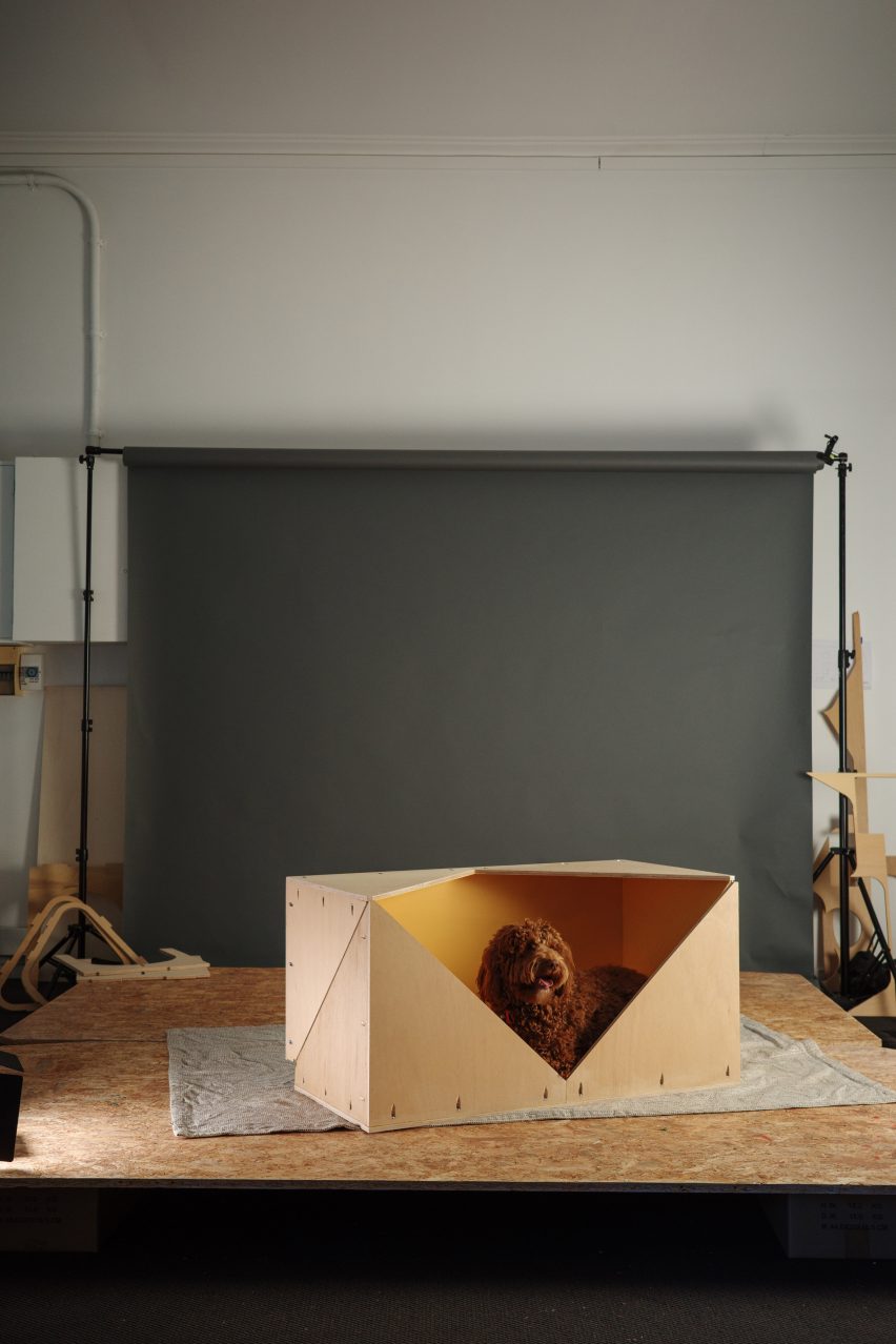 Dog Pod by Tra.ma