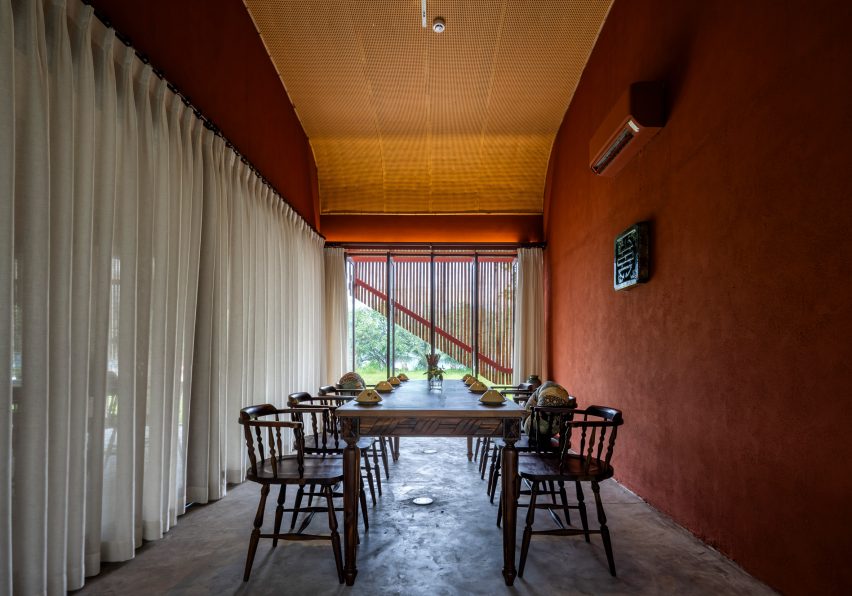 Nhà Tú Garden Restaurant by Long Nguyen Design