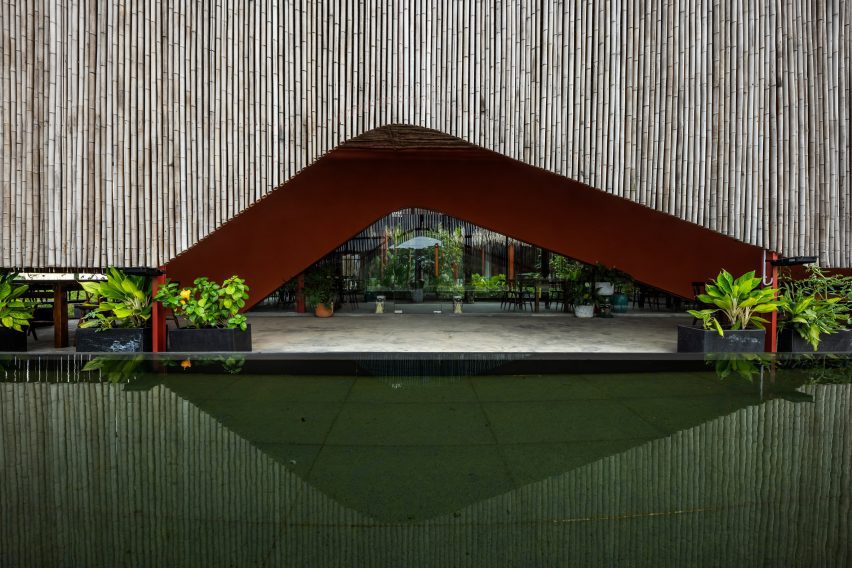 Nhà Tú Garden Restaurant by Long Nguyen Design