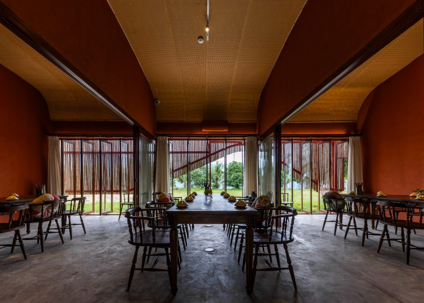 Nhà Tú Garden Restaurant by Long Nguyen Design