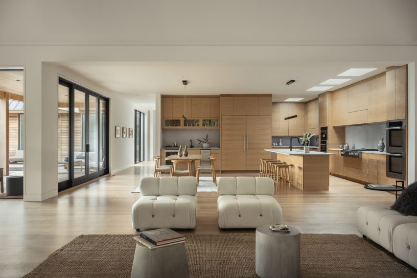 Montauk beach house design by Oza Sabbeth