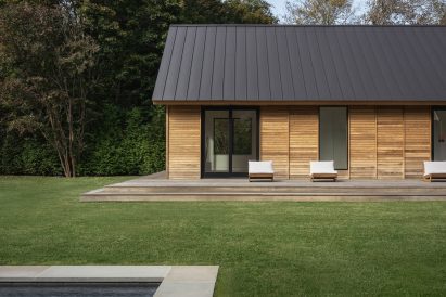 Montauk home metal roofing by Oza Sabbeth