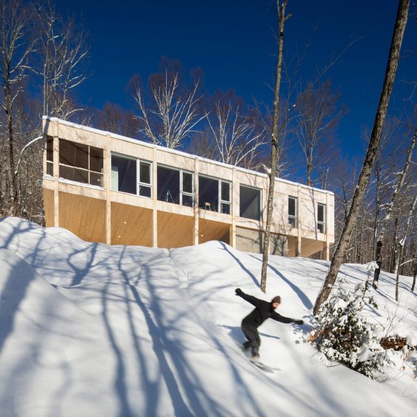 Residence Chez Leon by Quinzhee Architecture