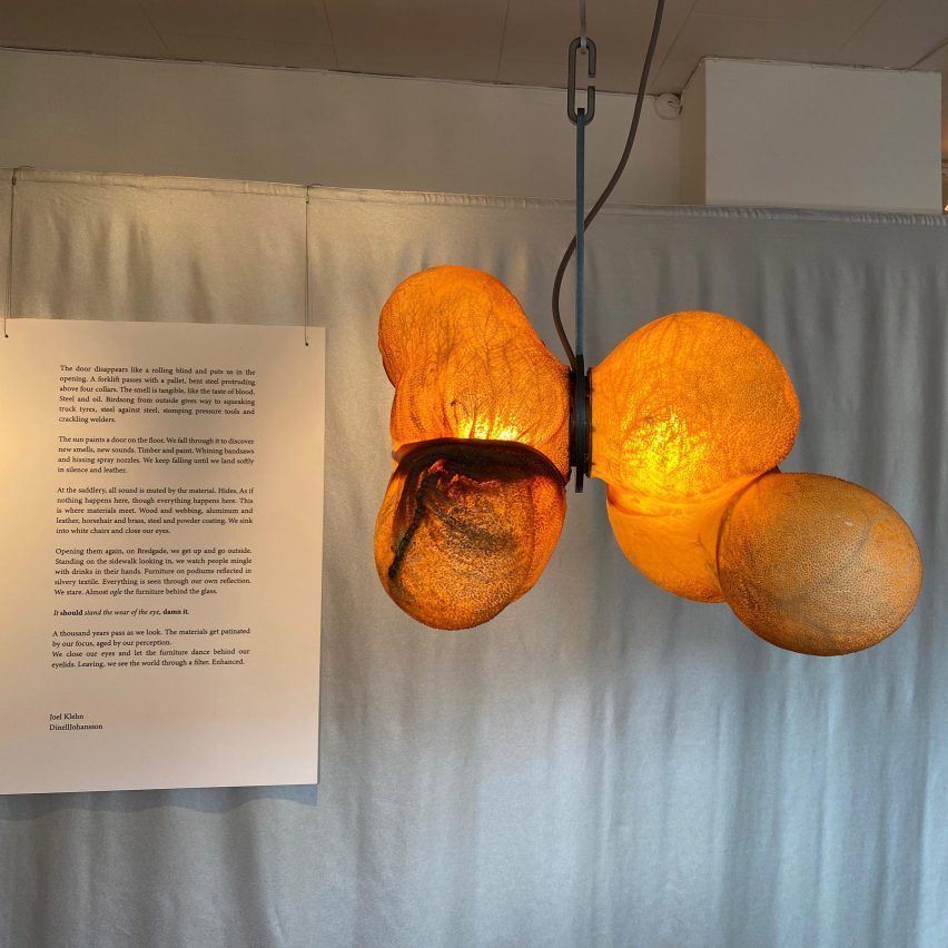 Sheep-stomach lamp