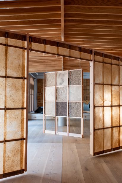 Biomaterials made of sawdust by Natural Material Studio