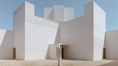 Monastery of Leça de Balio extension by Álvaro Siza