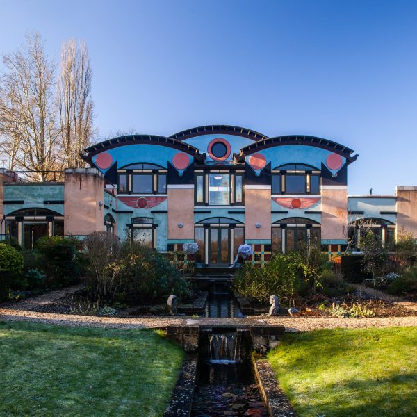 Sphinx Hill House by John Outram Associates