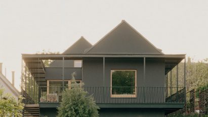 Frame House by Théque Atelier