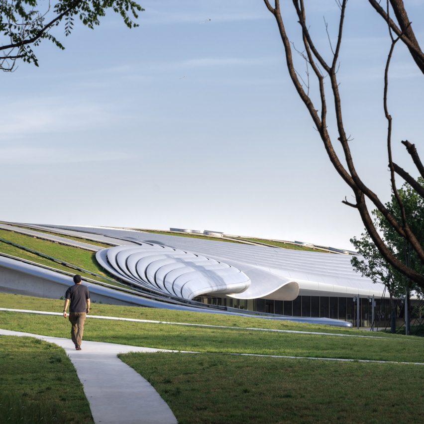 ZGC International Innovation Center in Beijing by MAD